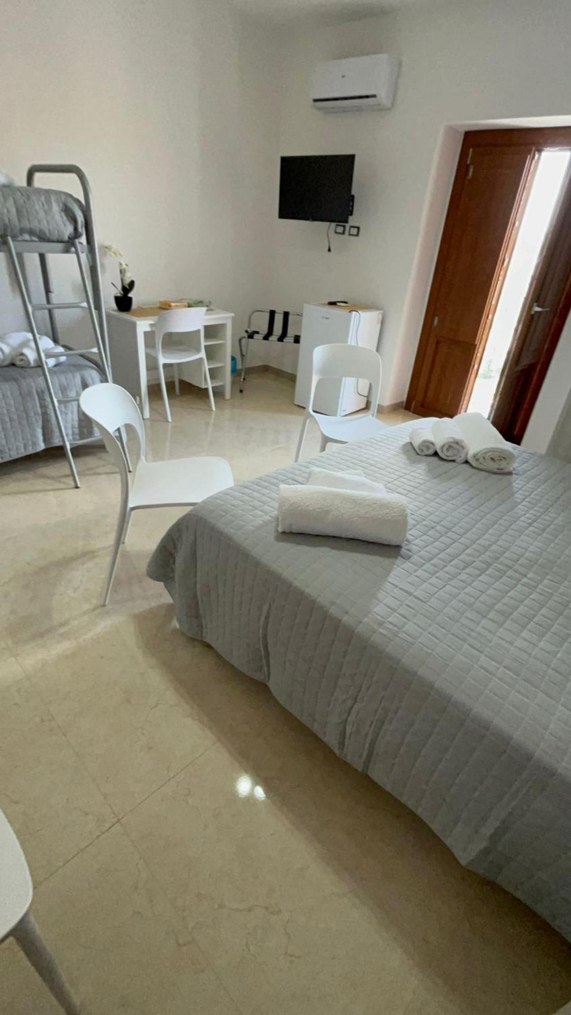 Hotel La Spiga à Gangi Extérieur photo