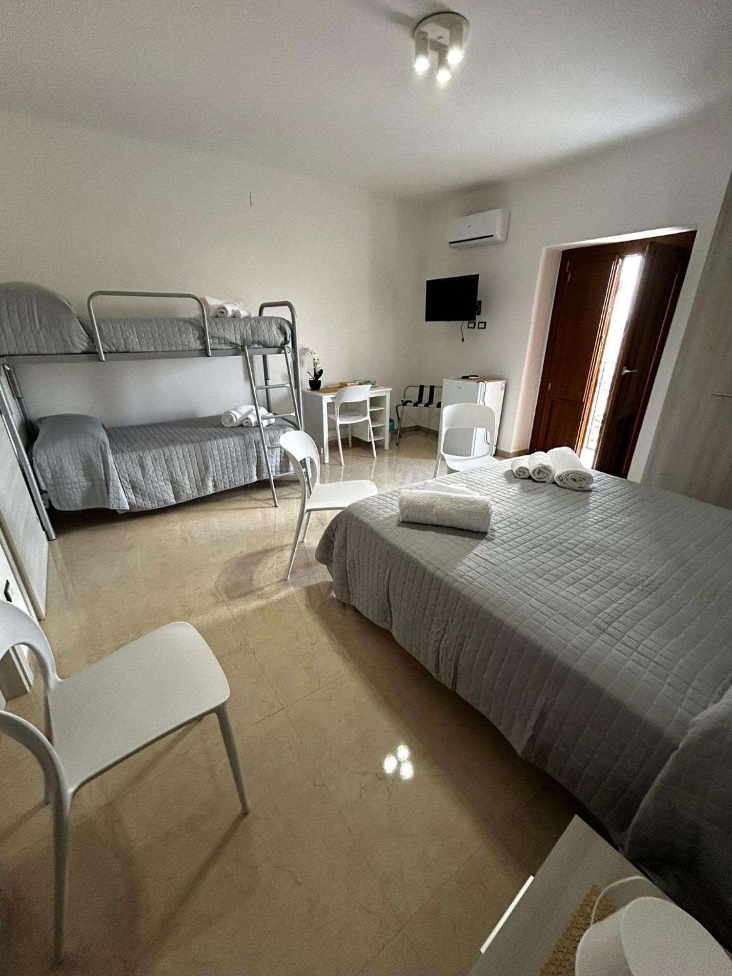 Hotel La Spiga à Gangi Extérieur photo